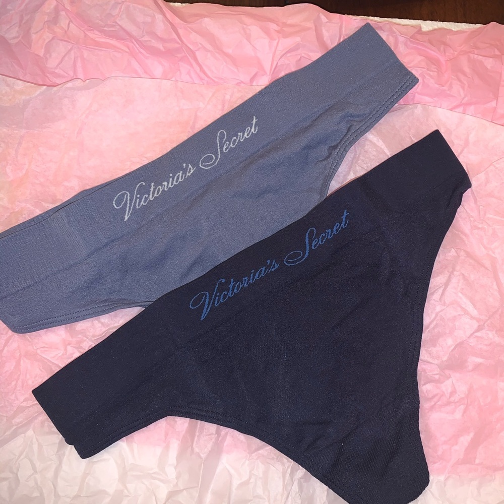 2 Victoria’s Secret Thongs New!